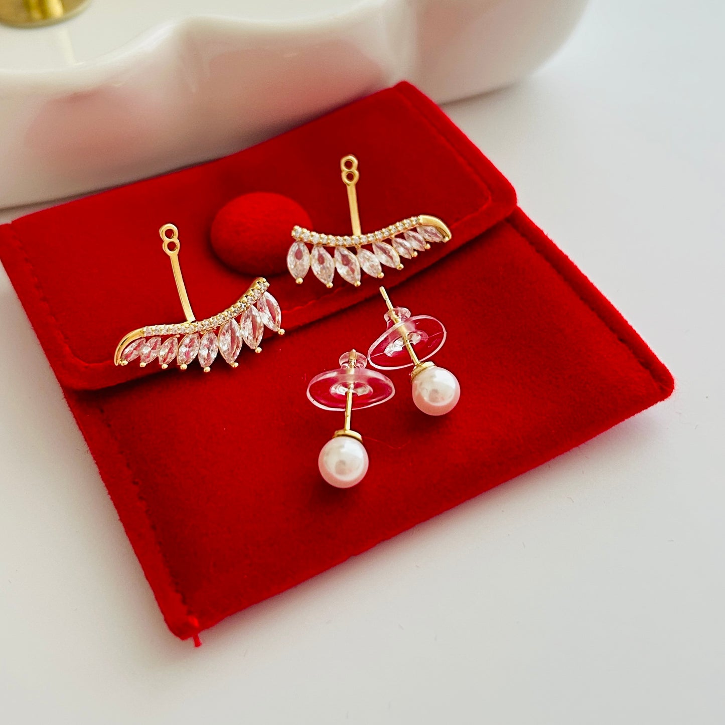 Elegant Cubic Zirconia Wing and Pearl Stud Earrings Set – Gold Plated