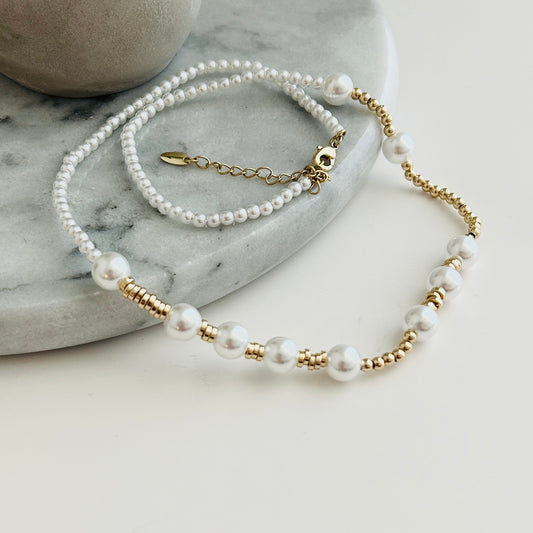 Single-Strand Pearl Beaded Necklace with Gold-Toned Accents