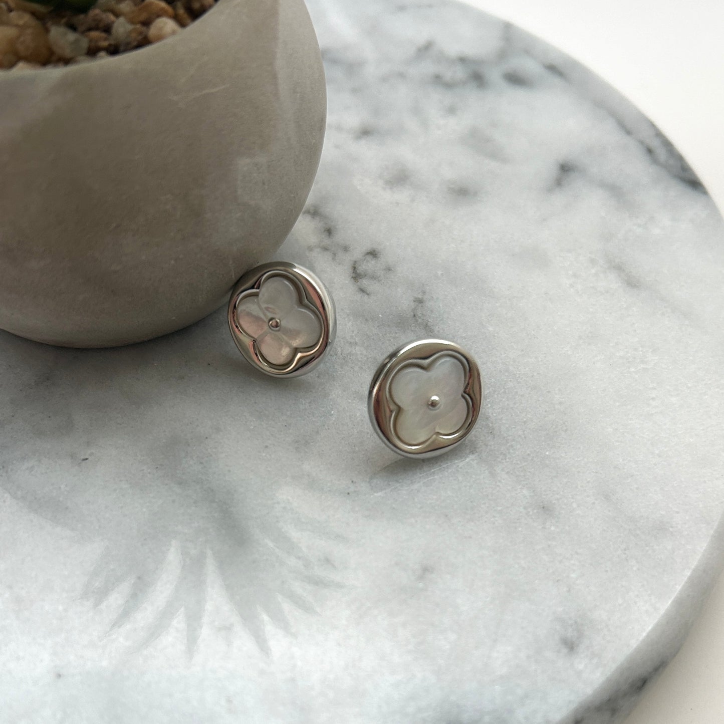 Elegant Sterling Silver Stud Earrings with Mother-of-Pearl Floral Design