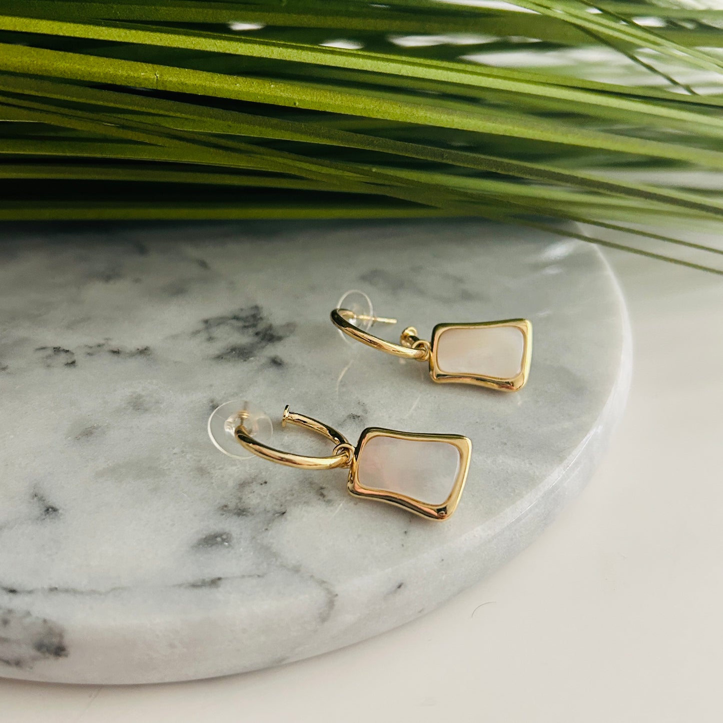 Transformable Earrings with Mother-of-Pearl Inlays