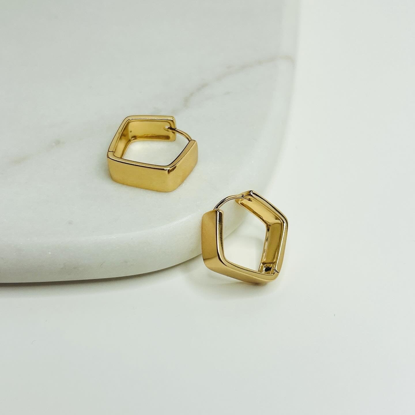 Geometric Hoop Earrings – Gold-Plated Stainless Steel