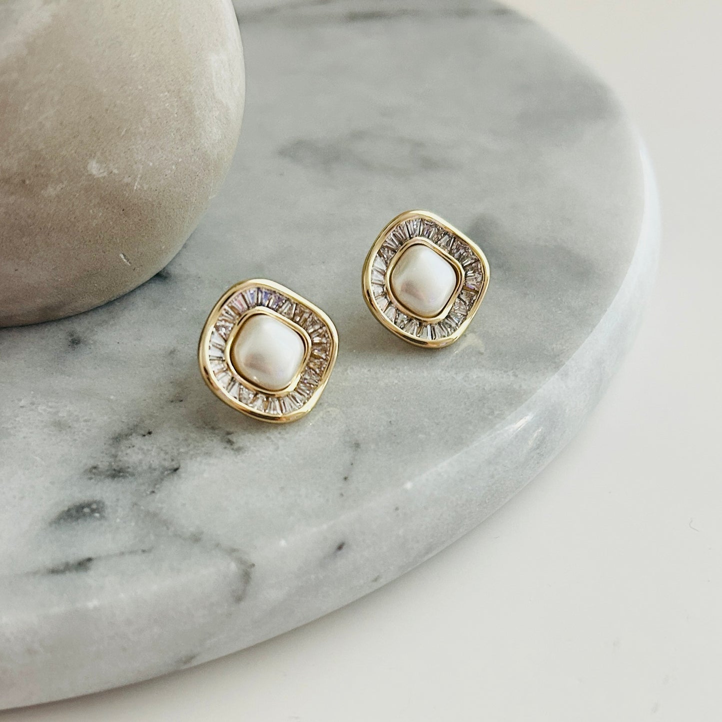 Pearl Elegance Stud Earrings