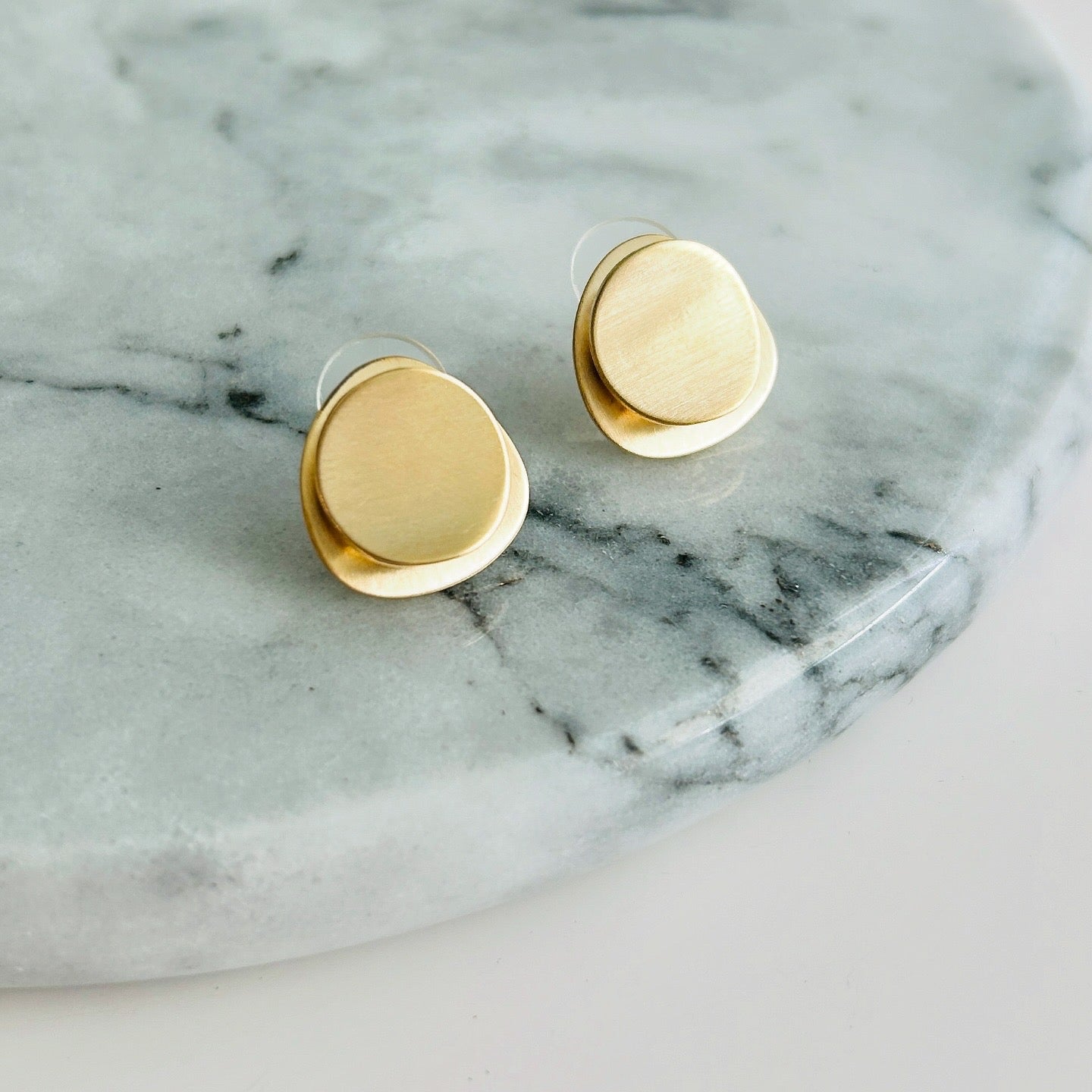 Matte Gold Double Disc Earrings – Elegant Simplicity