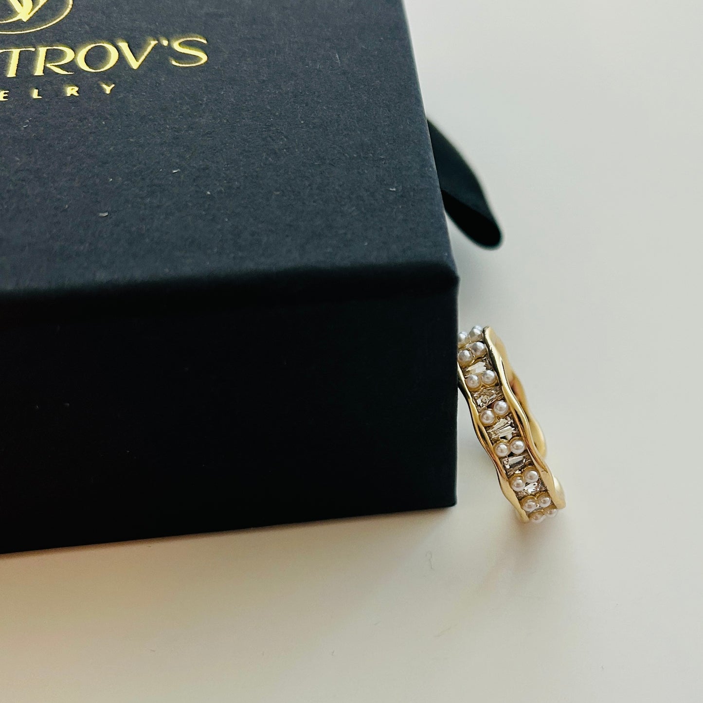 Gold-Plated Adjustable Ring with Crystals and Pearls