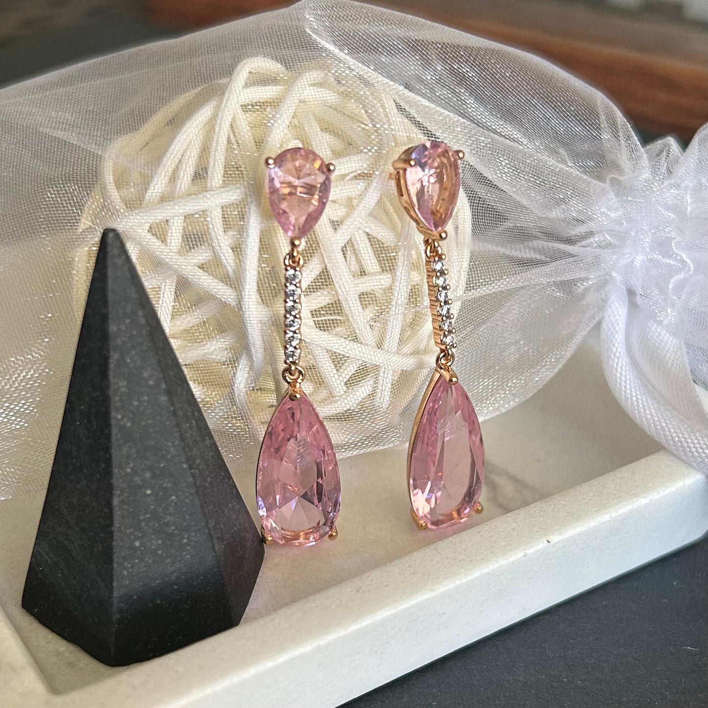 Gold-Plated Drop Earrings with Pink Crystal – Elegant Statement Jewelry