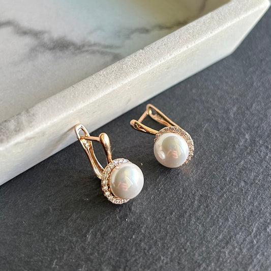 Pearl Earrings with Gold Plating – High Quality and Durability